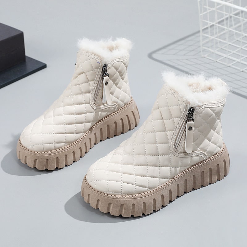 Winter boots - Stylish & Insulated Footwear