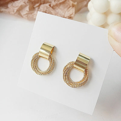 Golden Elegance Round Earrings