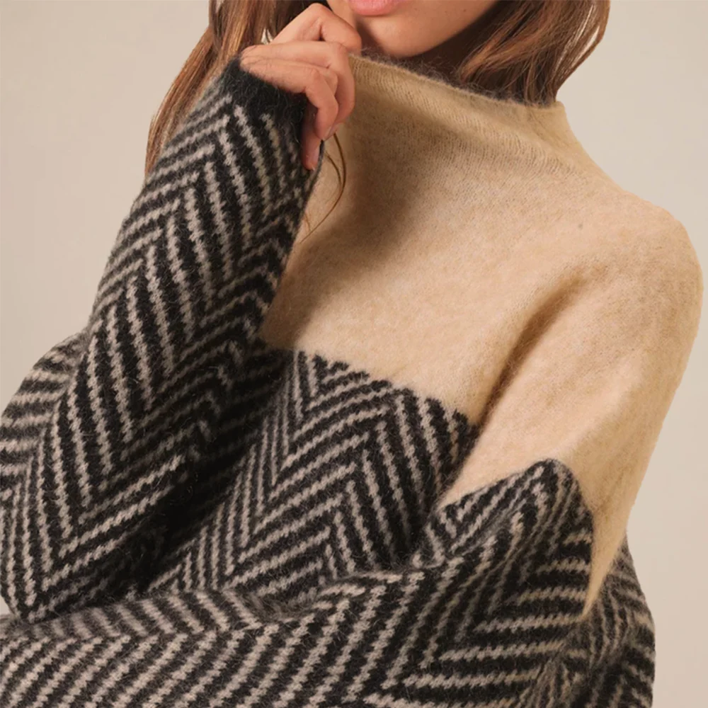 Claire Soft Cashmere Turtleneck Sweater