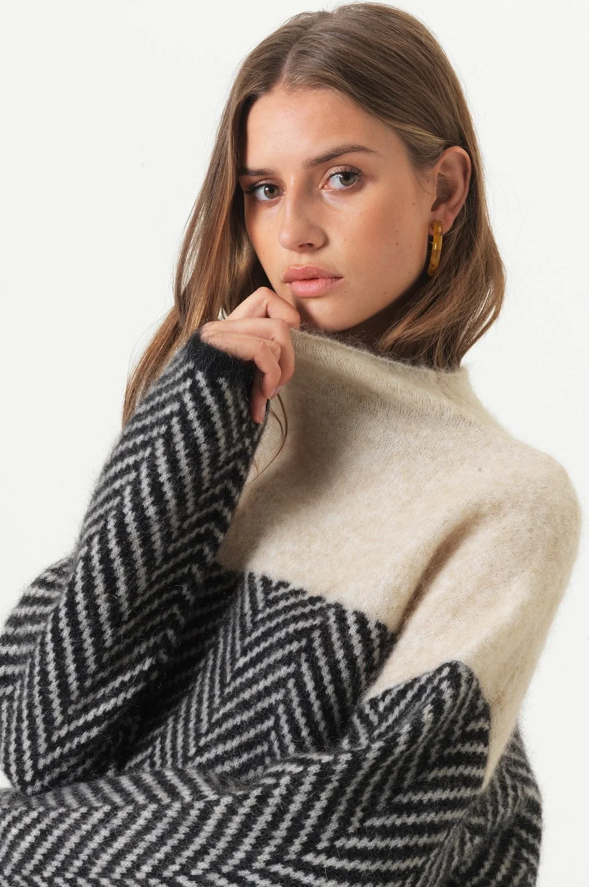 Claire Soft Cashmere Turtleneck Sweater